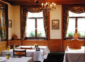 Landhotel Krone Königsbach-Stein Buitenkant foto